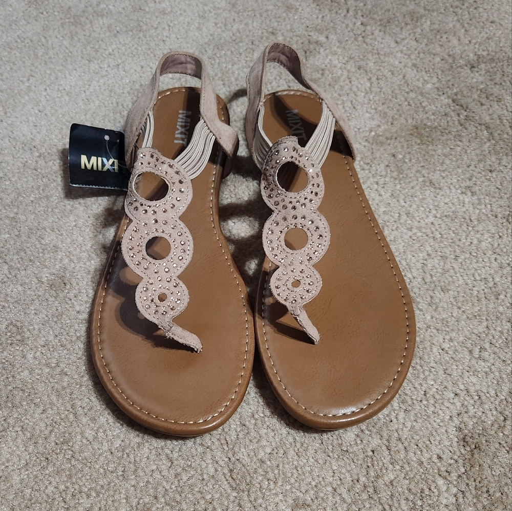 NWT Mixit Women's Tan Sandals